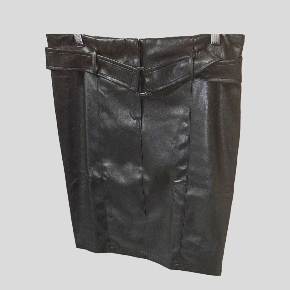 NWOT DALIA Women's Black Shiny Belted Mini Skirt - Picture 5 of 11